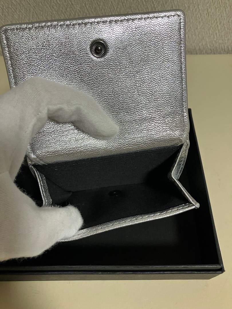 DIESEL シルバー 三つ折り財布