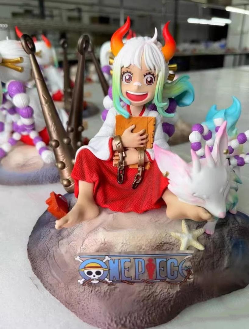 ONE PIECE ワンピース ヤマト 樹脂 彫刻 フィギュア フィギュアです