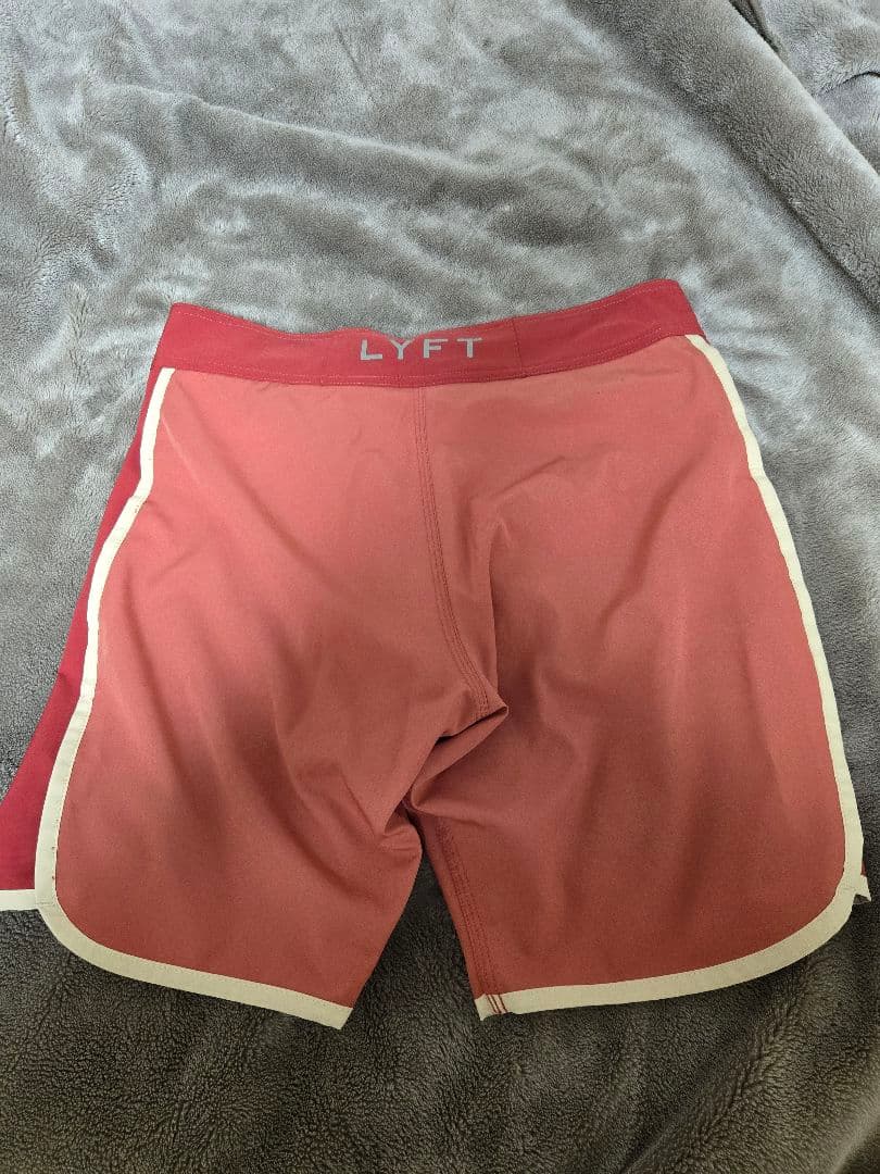 LYFT サーフパンツ Sサイズ