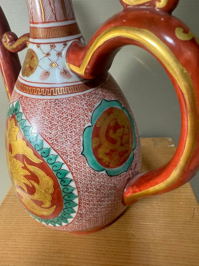 2642 九谷焼 角福　赤絵 金蘭手 仙盞瓶　酒器　時代物