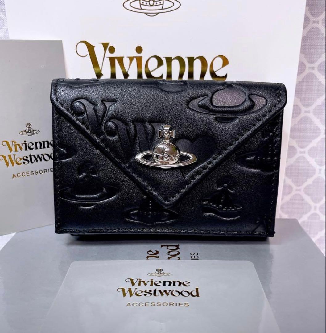 【内柄も素敵☆最新】Vivienne Westwood 三折財布 黒マット