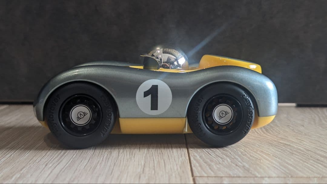 Playforever Vigliettaトイカー PL-VV102、箱なし