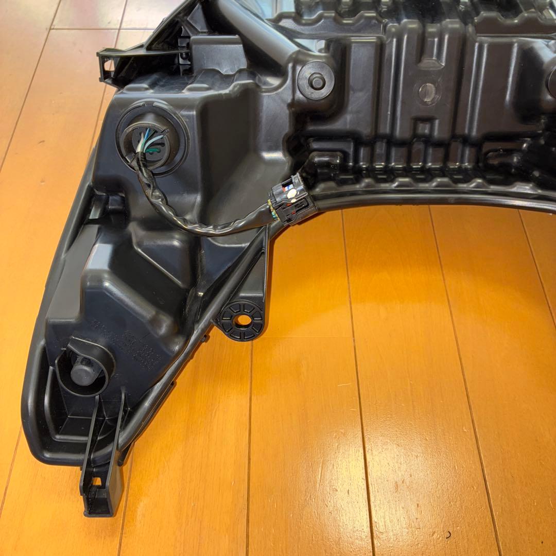 純正ヘッドライト