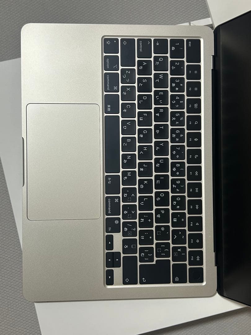 MacBook Air M2 13.6インチ 2022 スターライト
