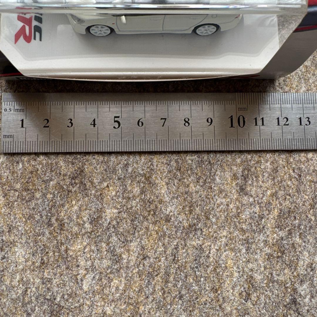 ミニカー HONDA CIVIC TYPE R 1/64