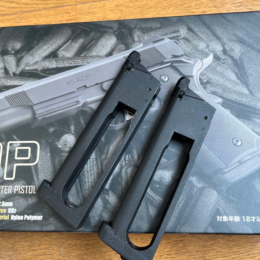 Carbon8 CQP ハンドガン M45 CO2ガスガン