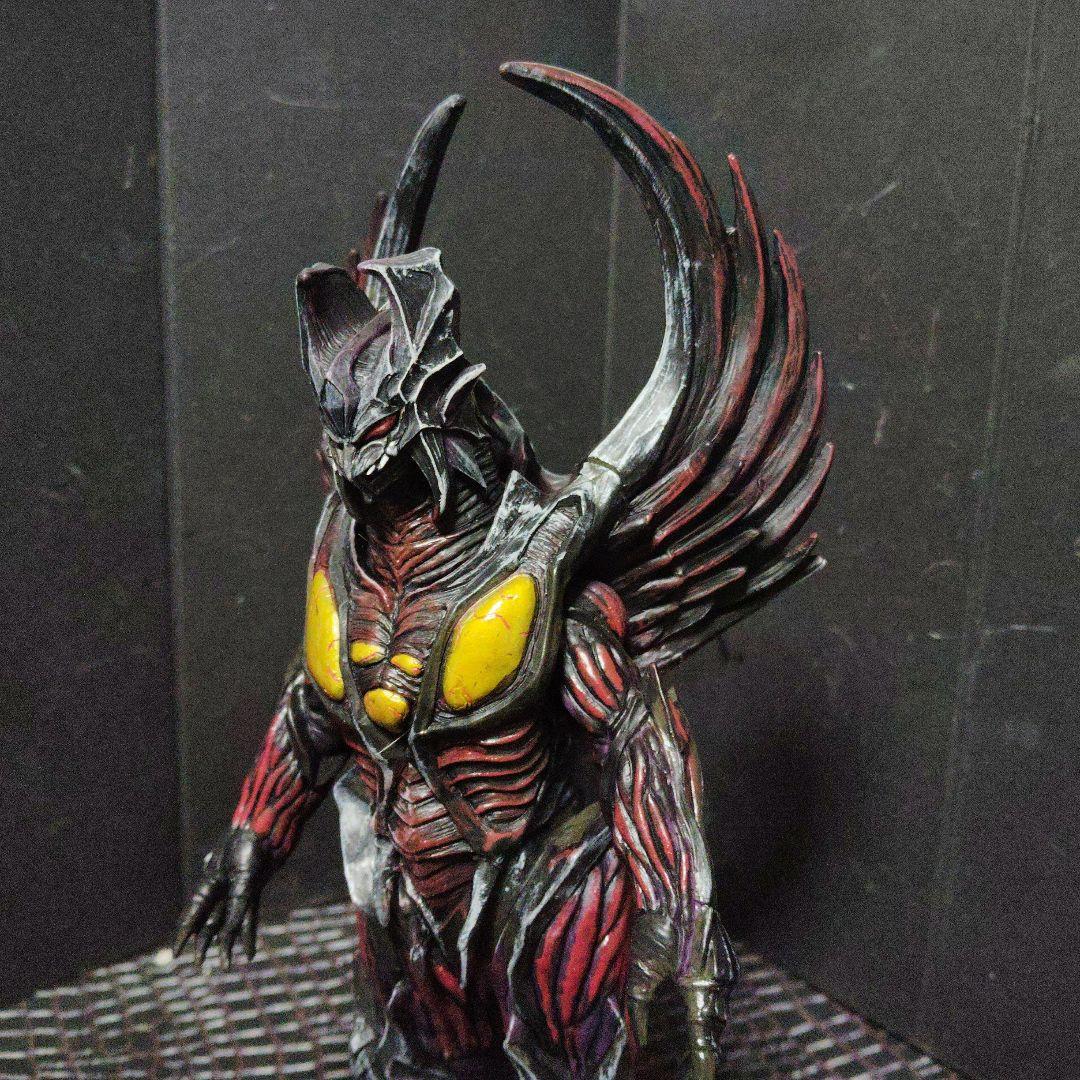 ウルトラ旧型絶版ソフビカオスダークネス.イヴリース（2927th.2963ei）