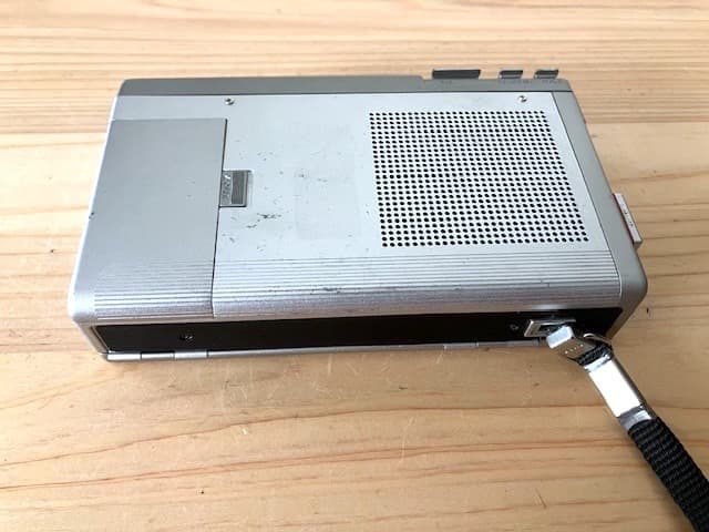木木 整備済完全動作品 SONY TCM-100 プレスマン ストラップ