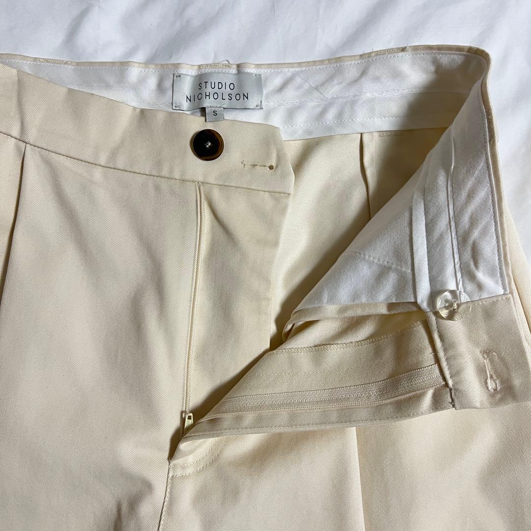 STUDIO NICHOLSON SORTE cream Sサイズ