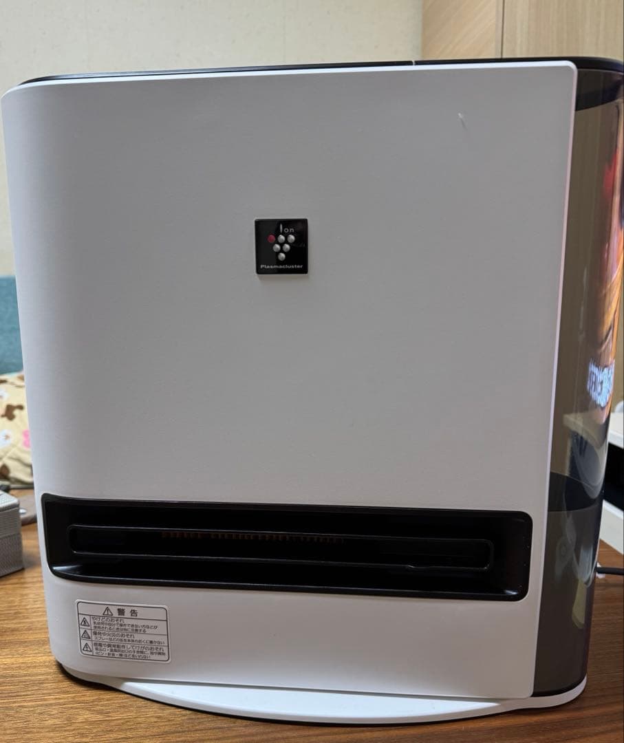 SHARP 加湿セラミックファンヒーター　HX-RK12