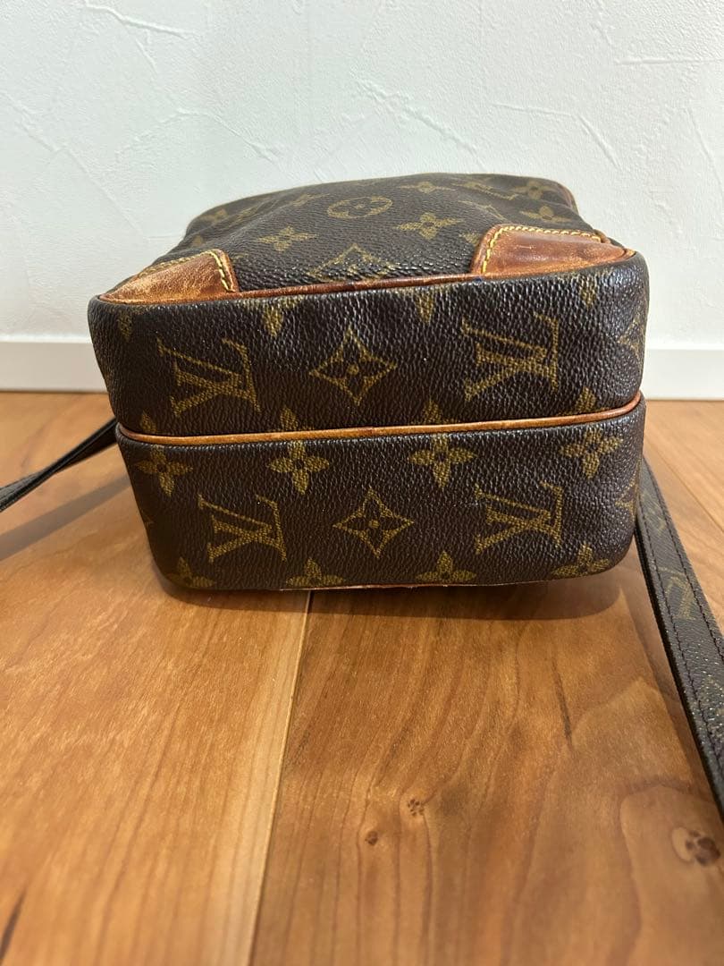 【かこ】Louis Vuitton ルイヴィトン　ショルダーバッグ