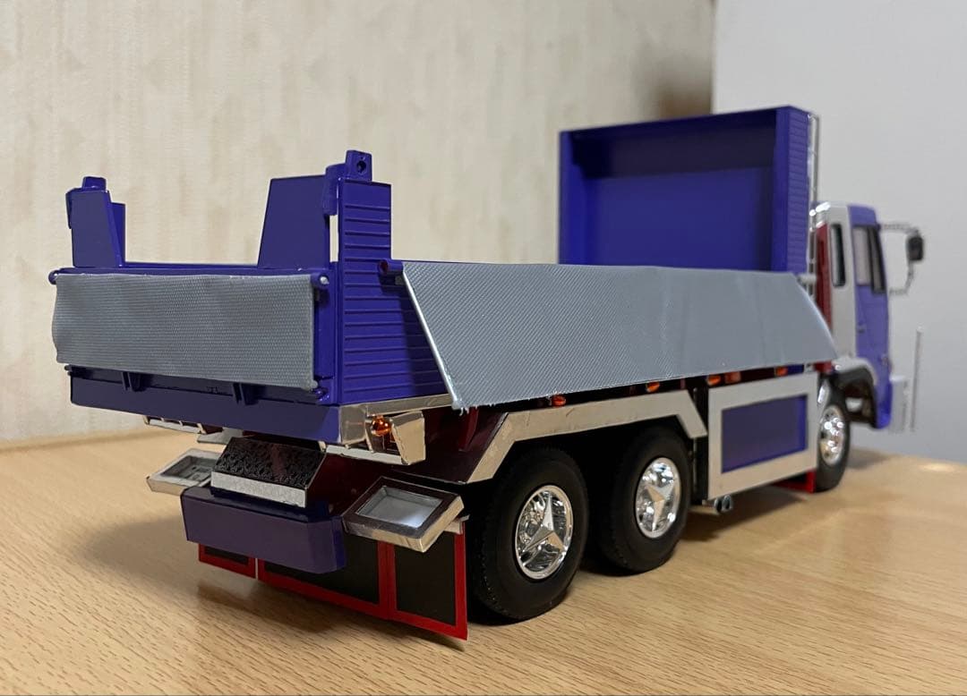 デコトラ プラモデル ダンプ