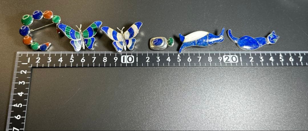 猫　ペンギン　蝶　シルバー970 ラピス　マラカイト　ブローチ他　2way