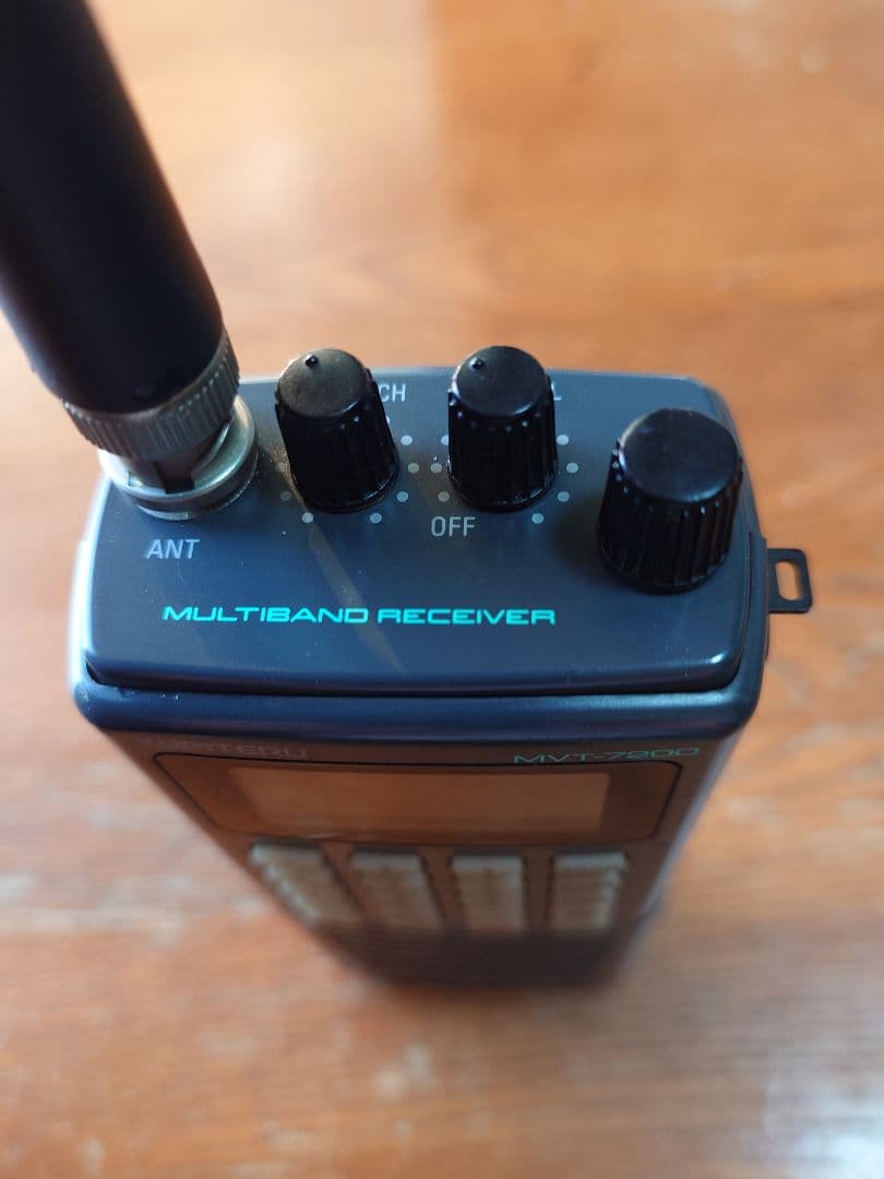 Yupiteru MVT-7200 マルチバンド受信機