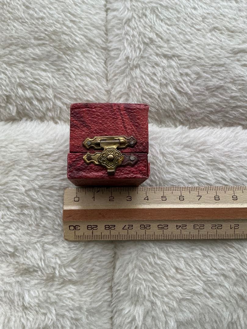 赤系紙張りヴィンテージジュエリーボックス