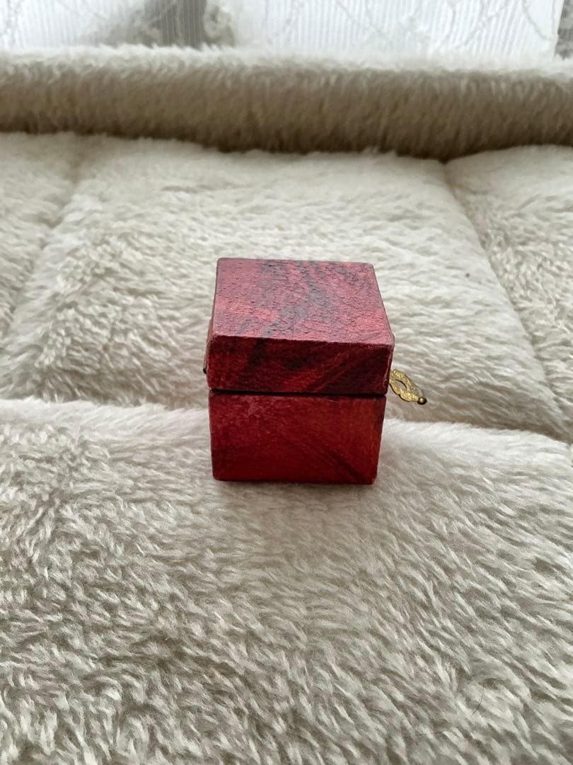 赤系紙張りヴィンテージジュエリーボックス