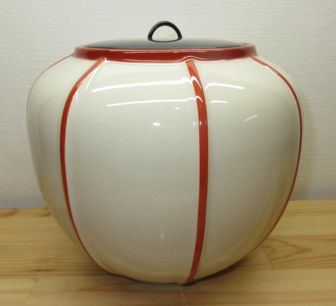 送料込【逢絢亭・新品】茶道具 水指 京焼 雪洞水指 真塗の塗蓋 楽山作 共箱入り