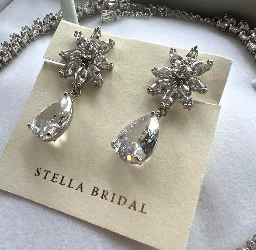 ステラブライダル　ジュディット　ネックレス&イヤリング