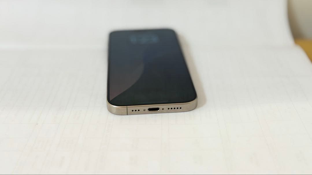 K*a様 Apple iPhone 15 Pro 中古美品