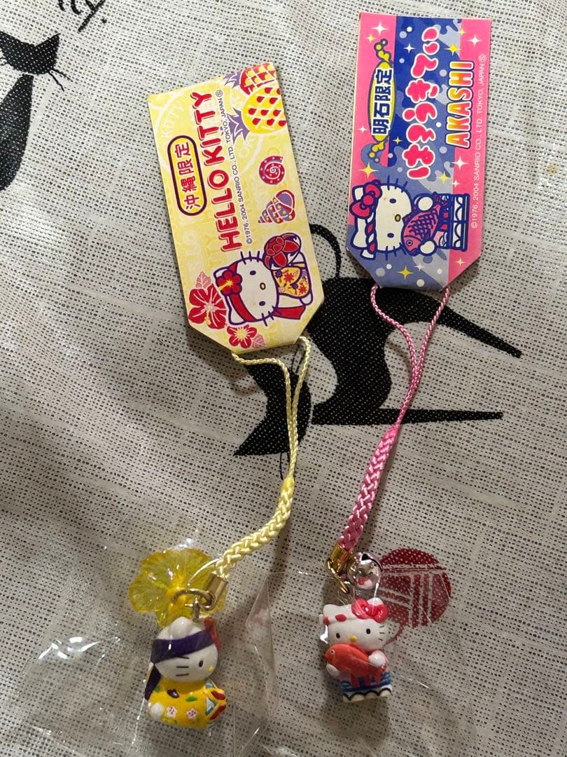 ご当地キティ根付け