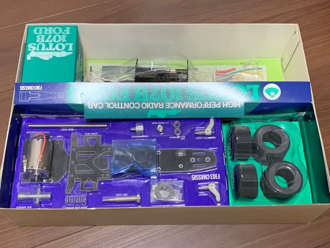 Tamiya Lotus 107B Ford 1/10 ラジコン