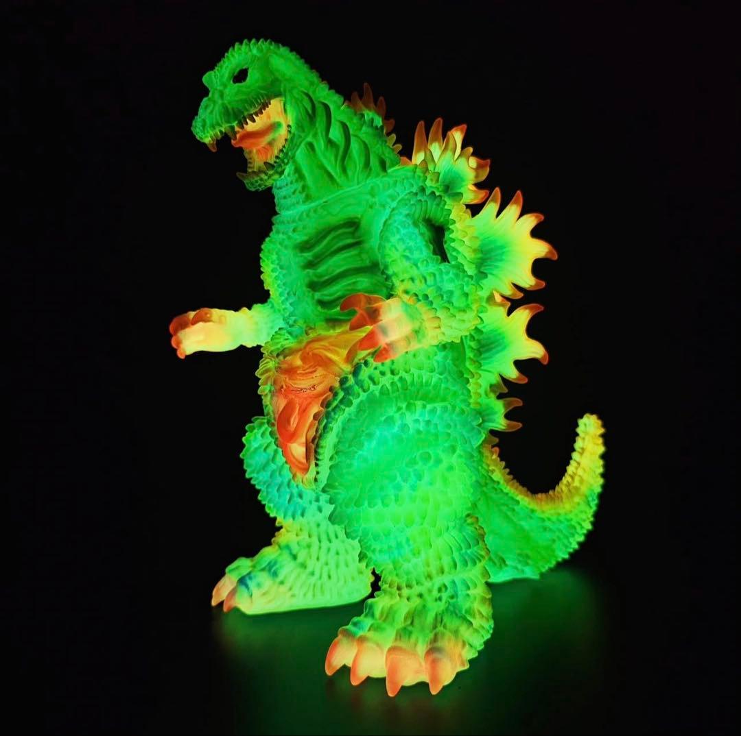 赤目天使　ゴジラ　蓄光