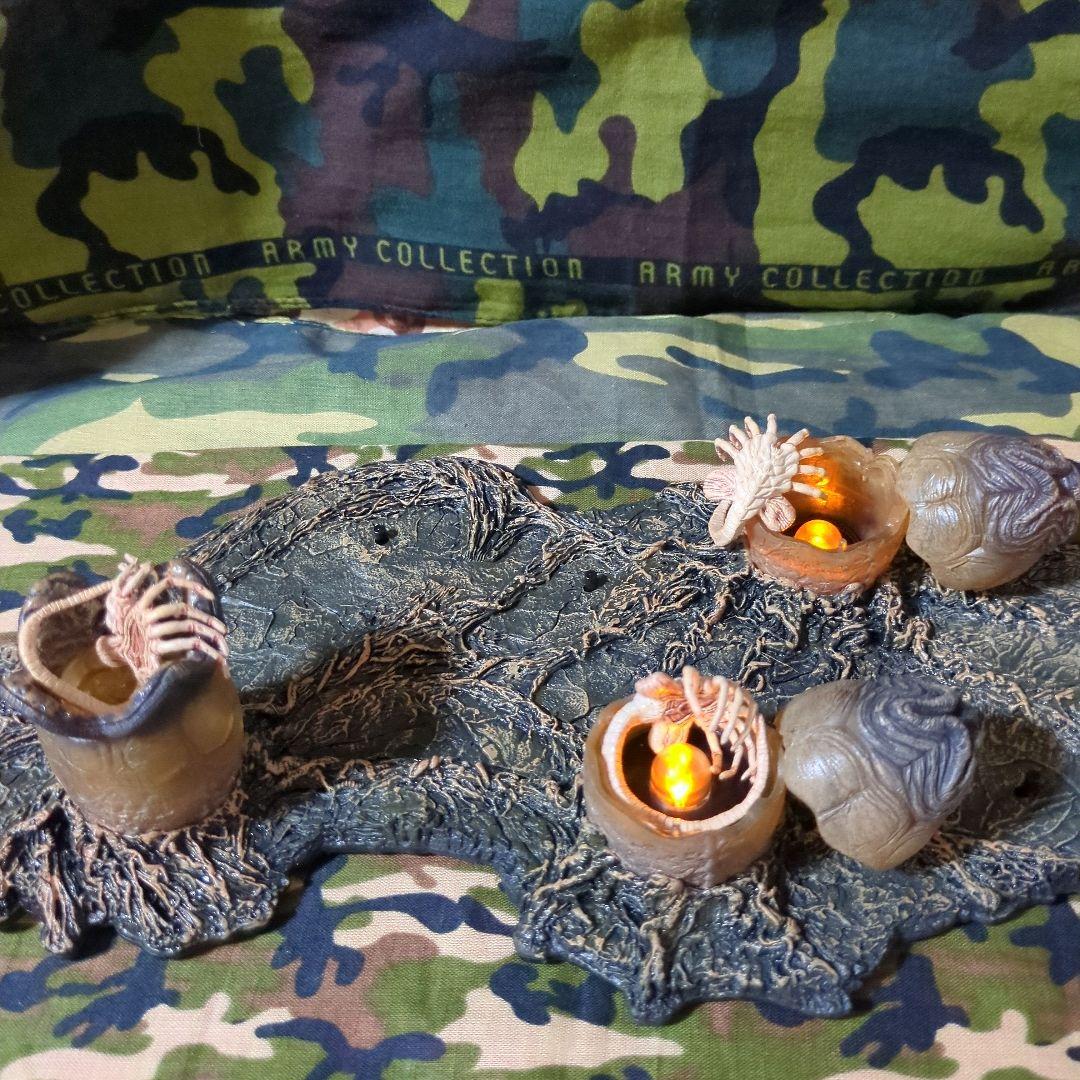 McFARLANE TOYS／エイリアン& プレデター 【中古•箱別売】♦品薄品