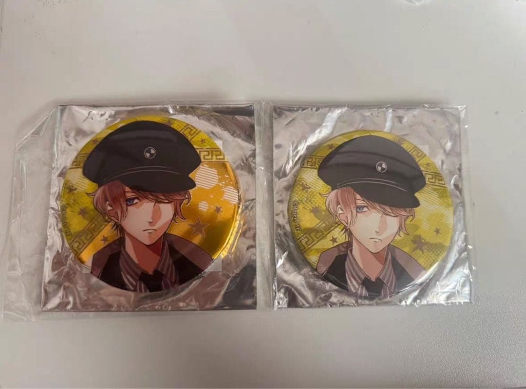 ディアラバ 香港限定軍服 ビッグ缶バッジ ホロ 逆巻シュウ