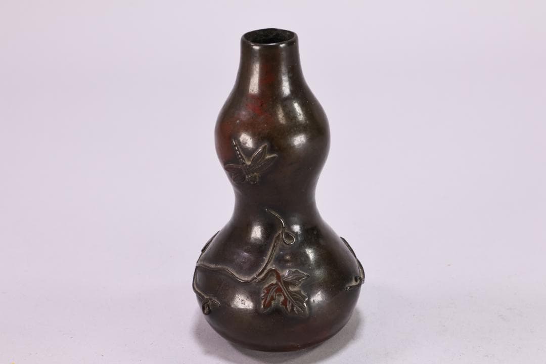 古銅製　赤銅　大明仙徳　瓢箪型　高盛彫刻　蜻蛉蔦紋　置物　一輪挿し　花器　筆立