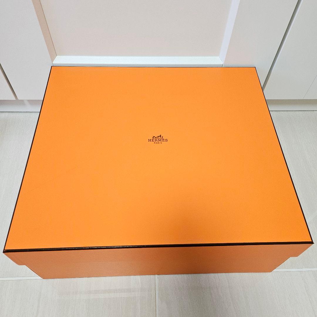 HERMES ガーデンパーティーTPM 箱