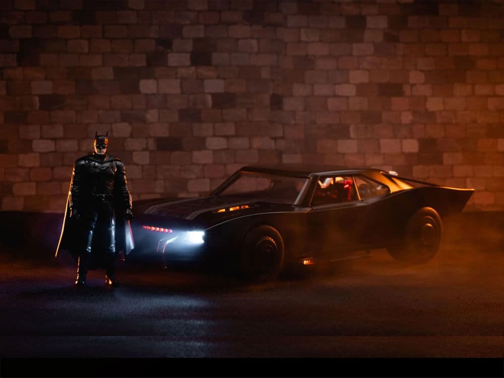 ザ・バットマン　バットモービル　ウィズ　バットマン・フィギュア