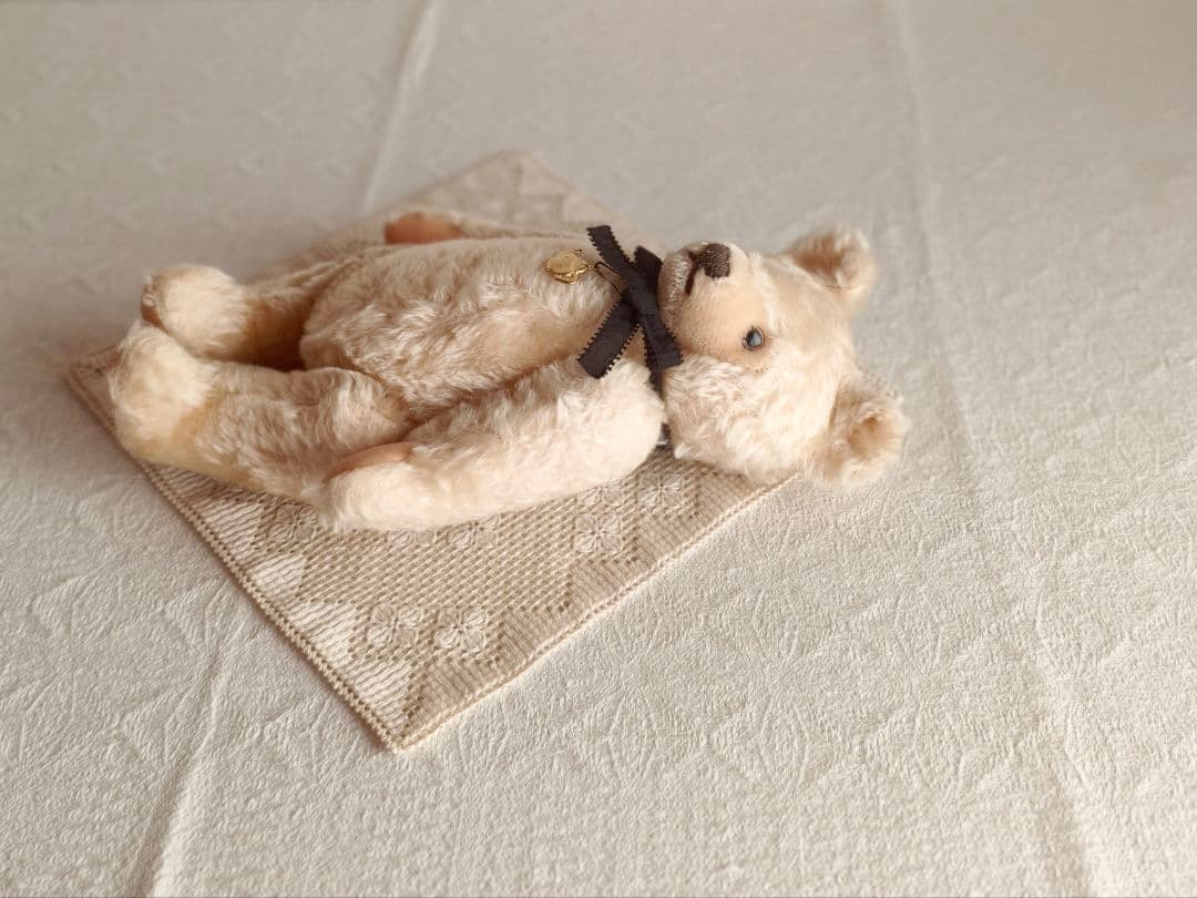 * vintage bear ୨୧ .·*° ドイツから来た クマさん