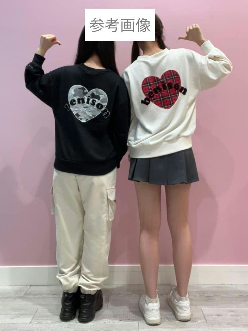 り－★新品 ピンクラテ★ハ－トプリントプルオーバー 160