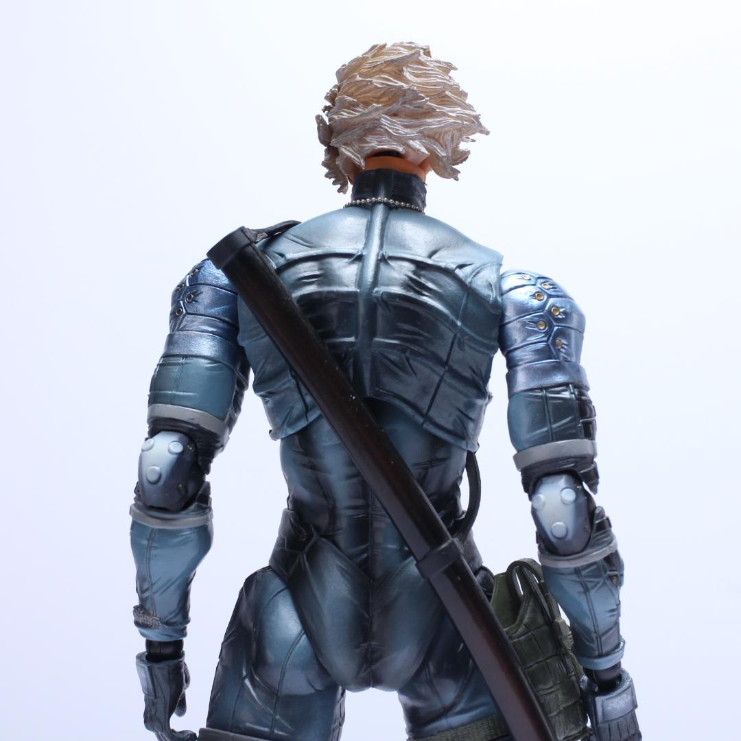 L GEAR SOLID 2 プレイアーツ改 雷電