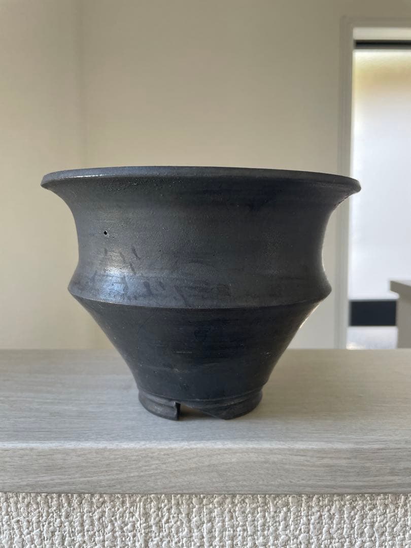 比護武司　鉄黒ポット　陶器鉢