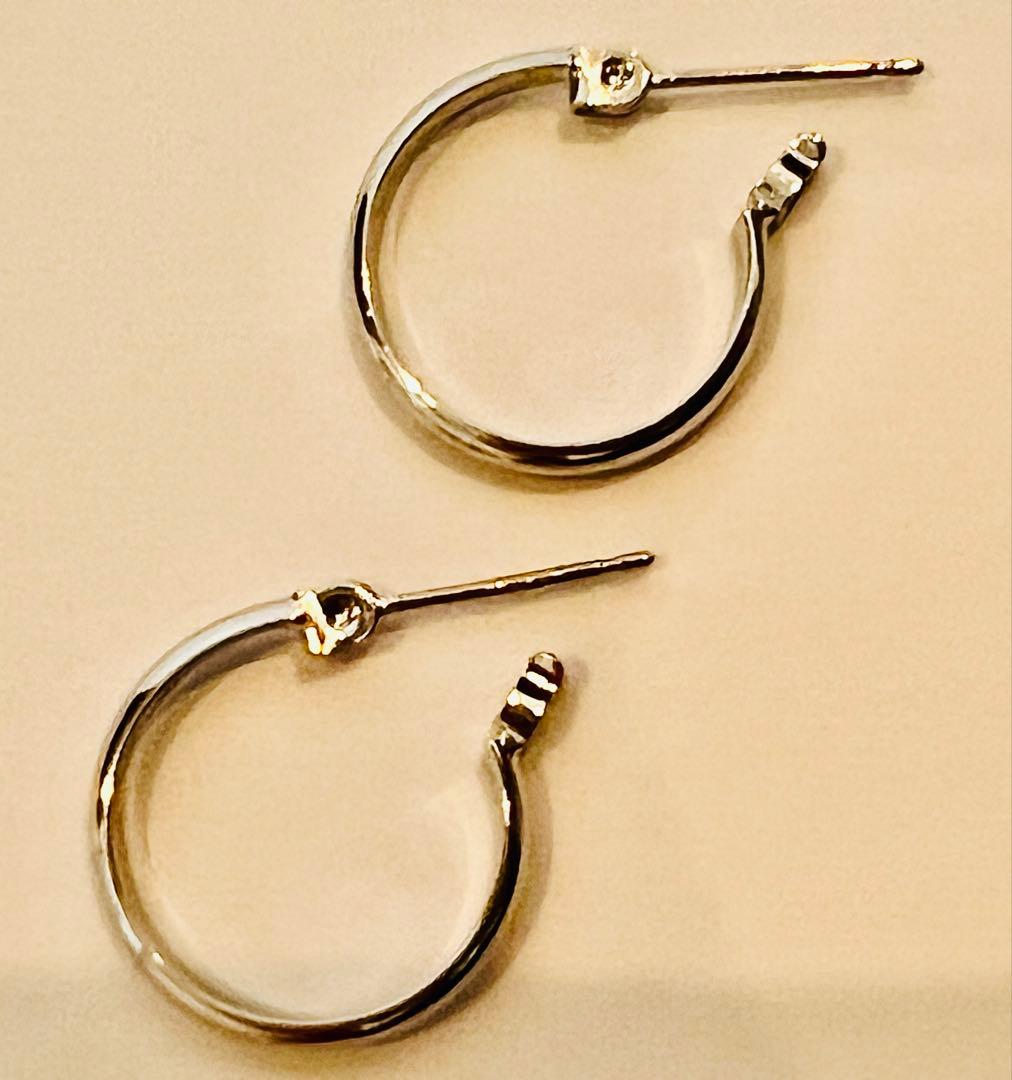 K18ホワイトゴールドフープピアス 新品未使用