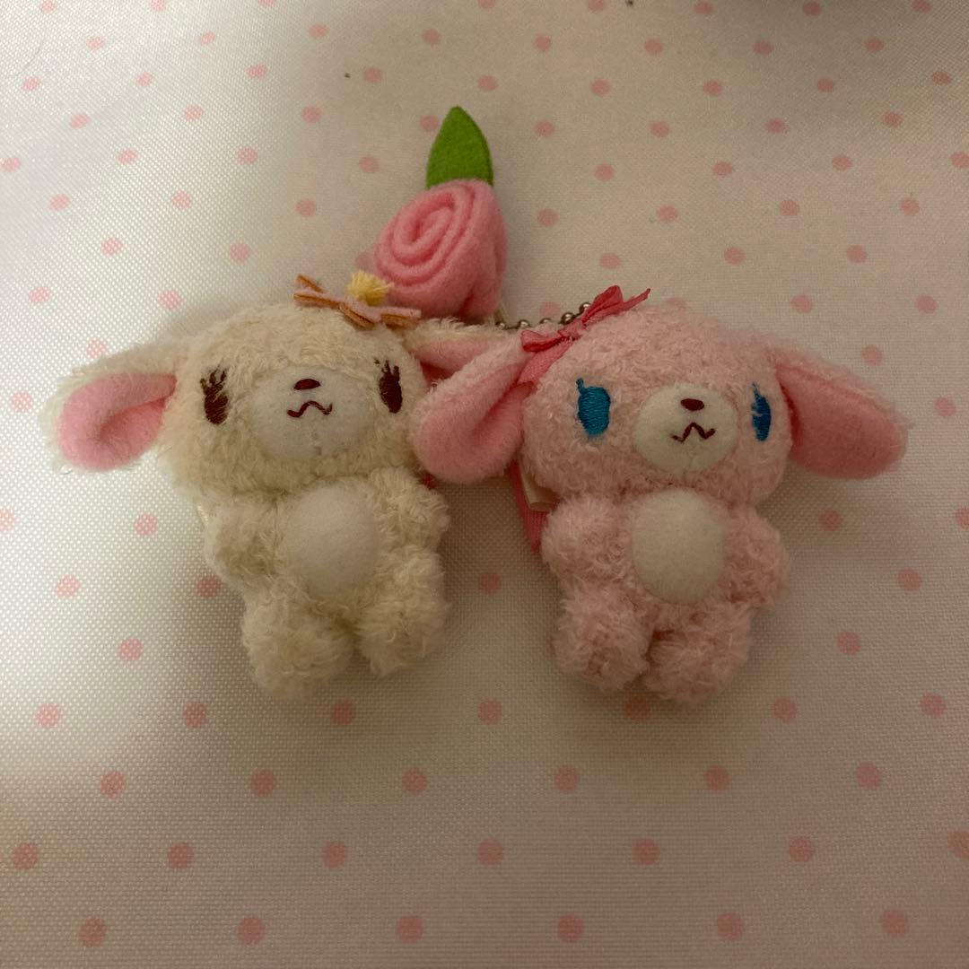 シュガーバニーズ　ももうさ、はなうさキーホルダー