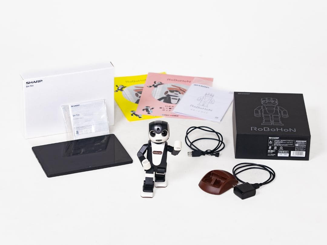 RoBoHoN ロボホン SR-06M-T / 専用タブレット 付属品 箱付き