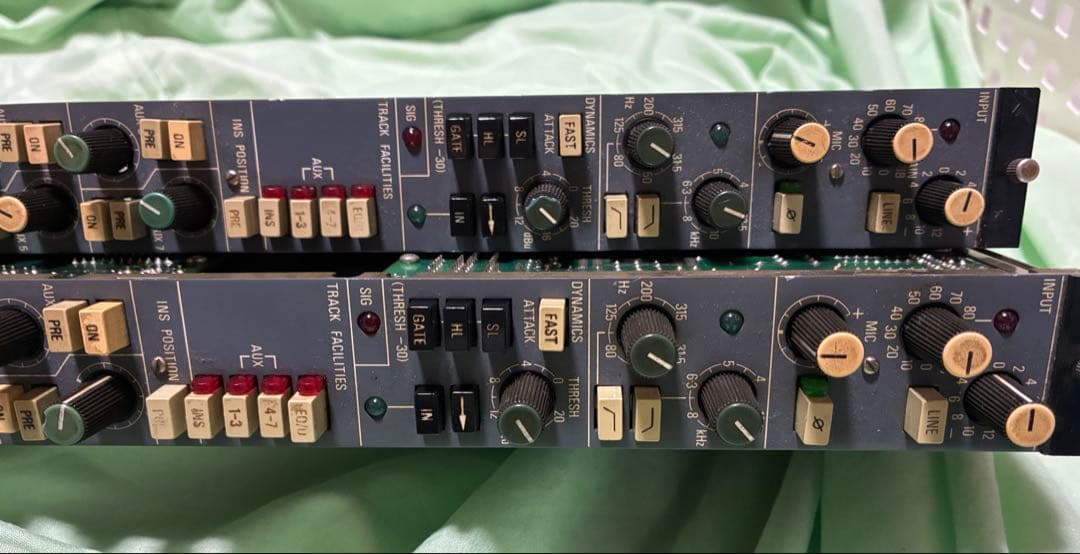 Neveミキシングコンソールモジュール2本セット売り