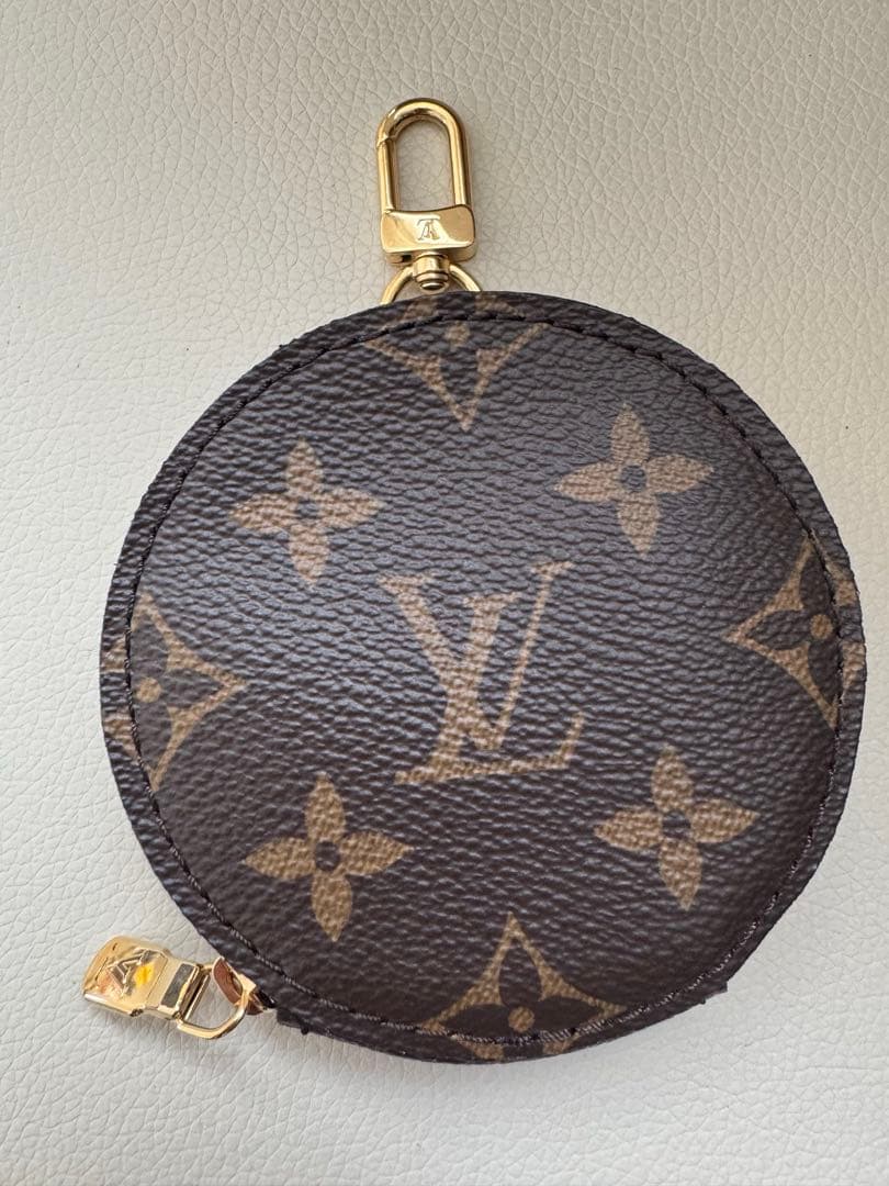 【未使用】　ルイヴィトン　ケース