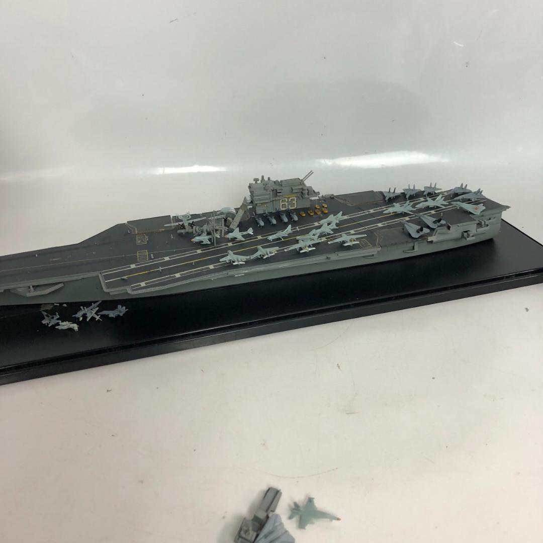 アメリカ海軍 航空母艦 CV-63 「CV-63 キティホーク」 1/700