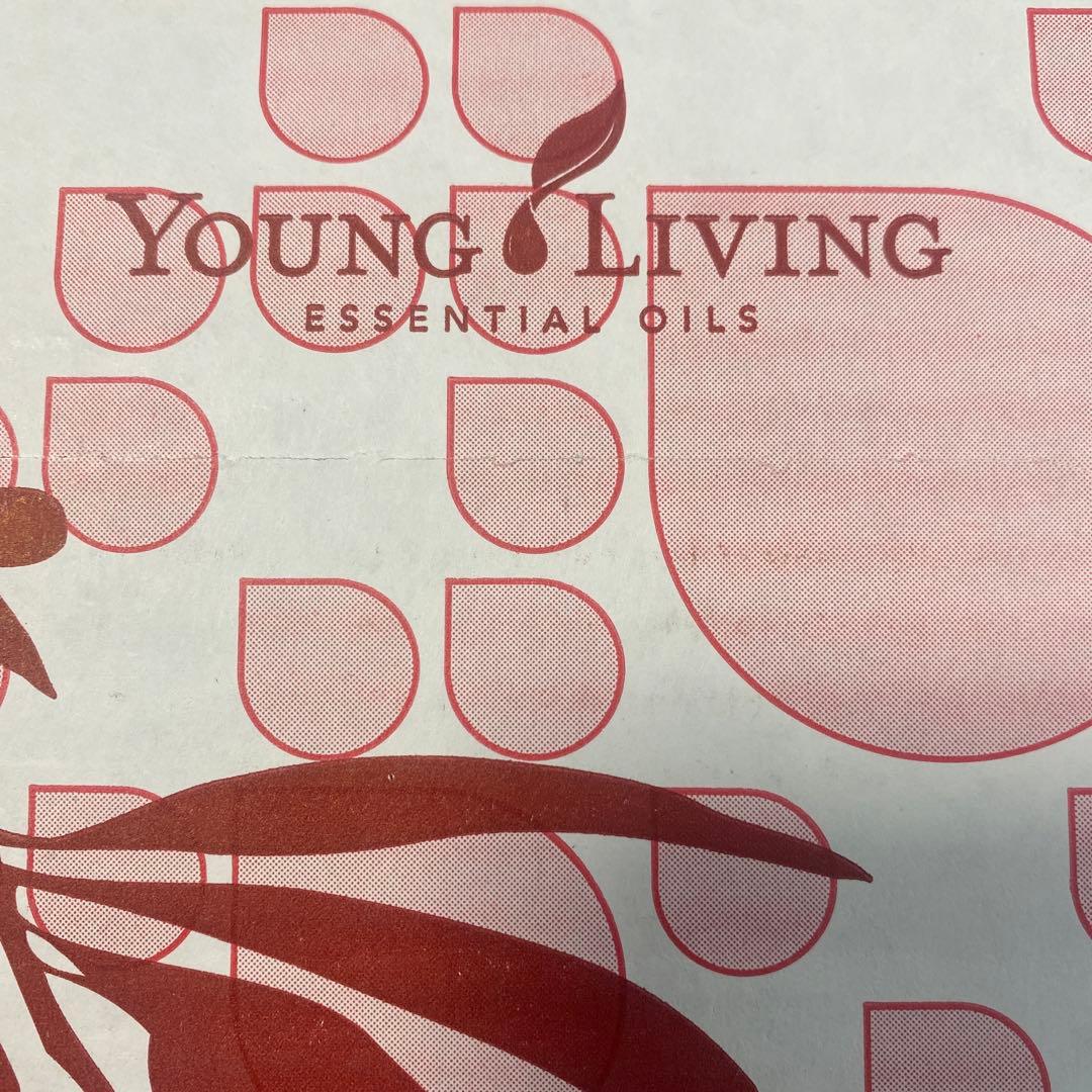 Young Living ヤングリビング　ニンシアレッド