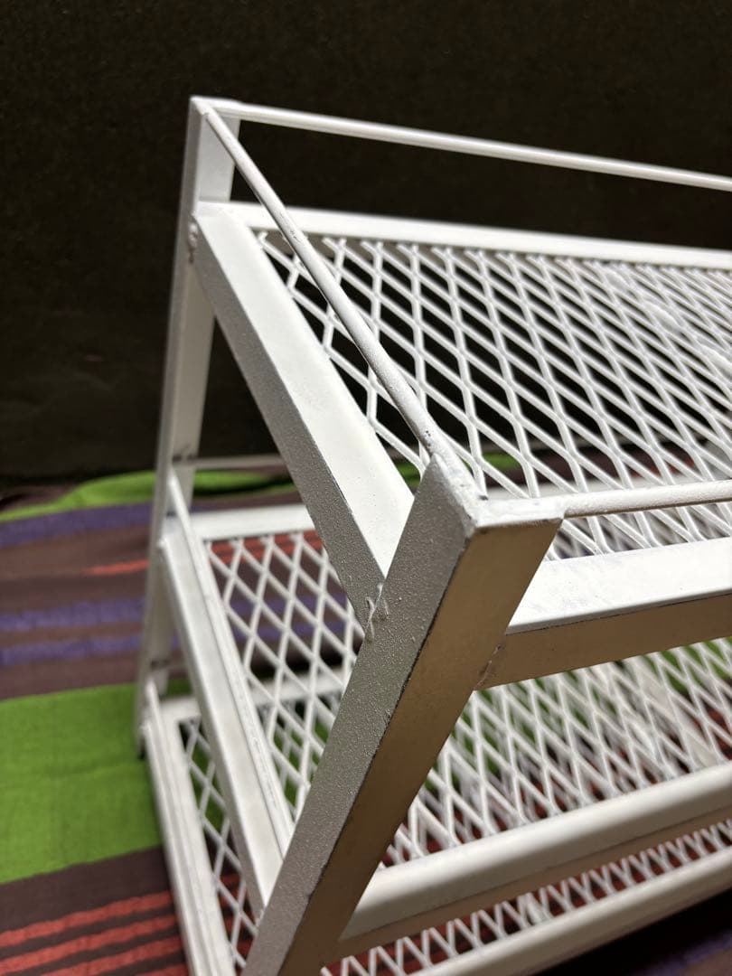 アイアンシェルフ３段棚　多肉植物　アガベ　植物棚　シャビー塗装