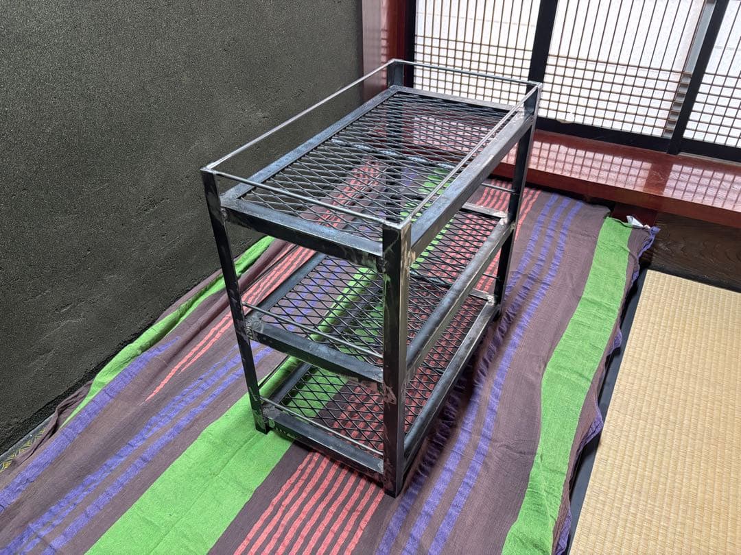 アイアンシェルフ３段棚　多肉植物　アガベ　植物棚　シャビー塗装