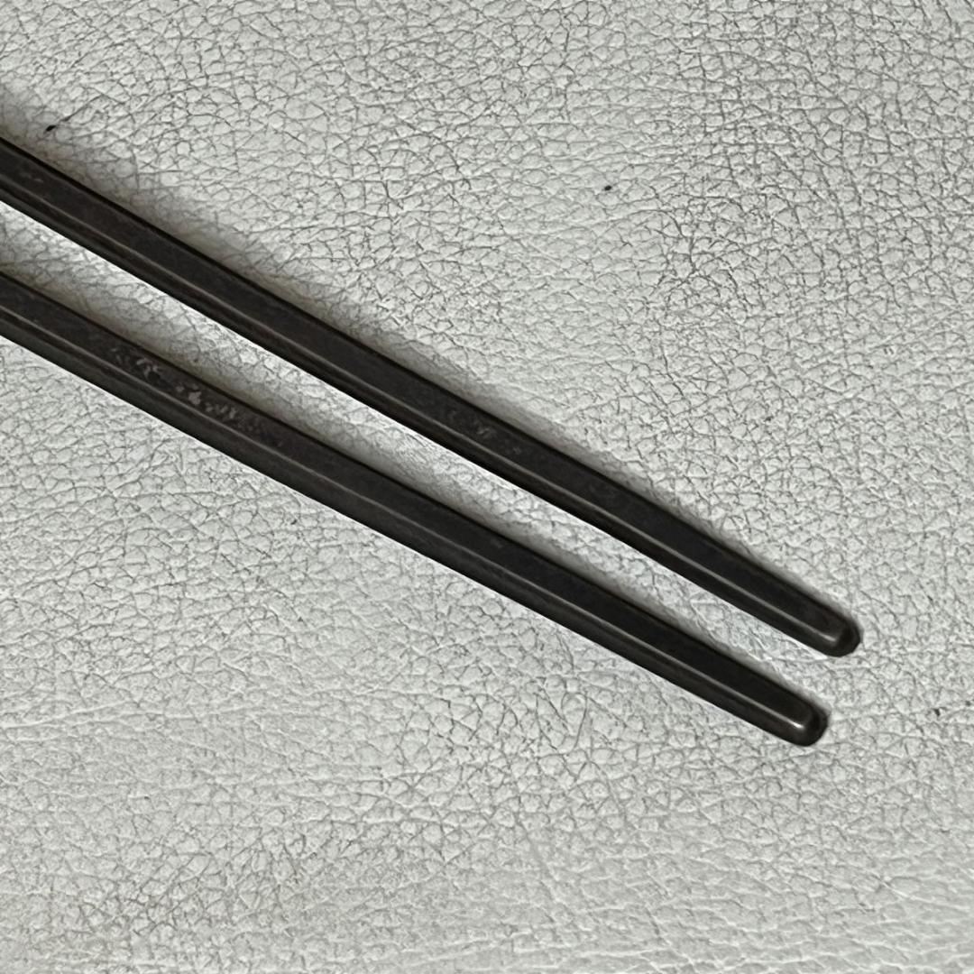 西村敏彦 鋳銅 火箸 菊 共箱 茶道具 【k3536】