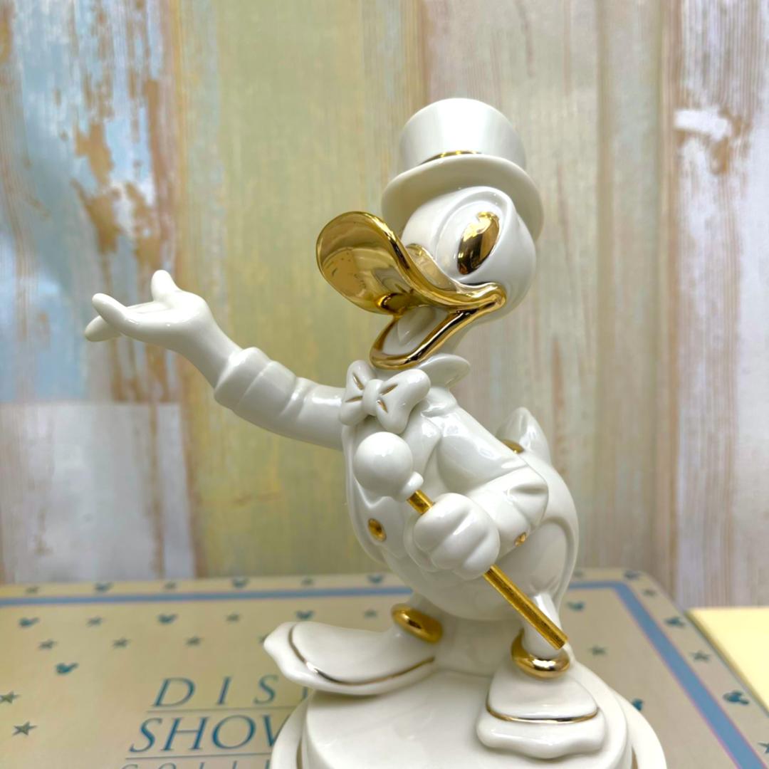 ドナルドダック Donald Duck タキシード ドレスコード フィギュア