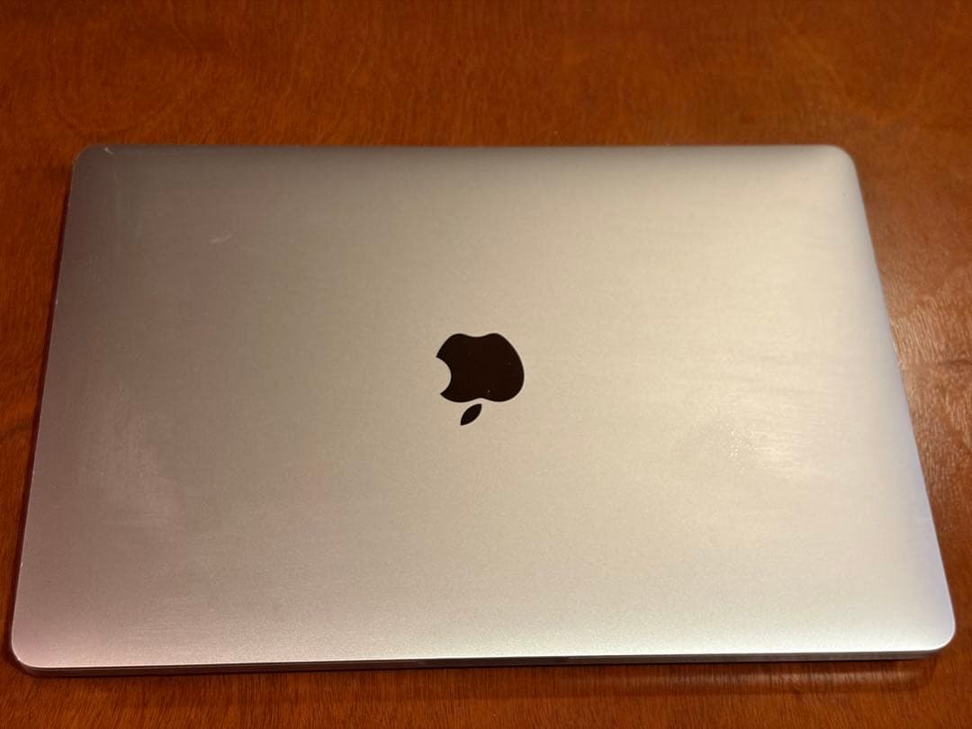 Apple MacBook Pro 本体
