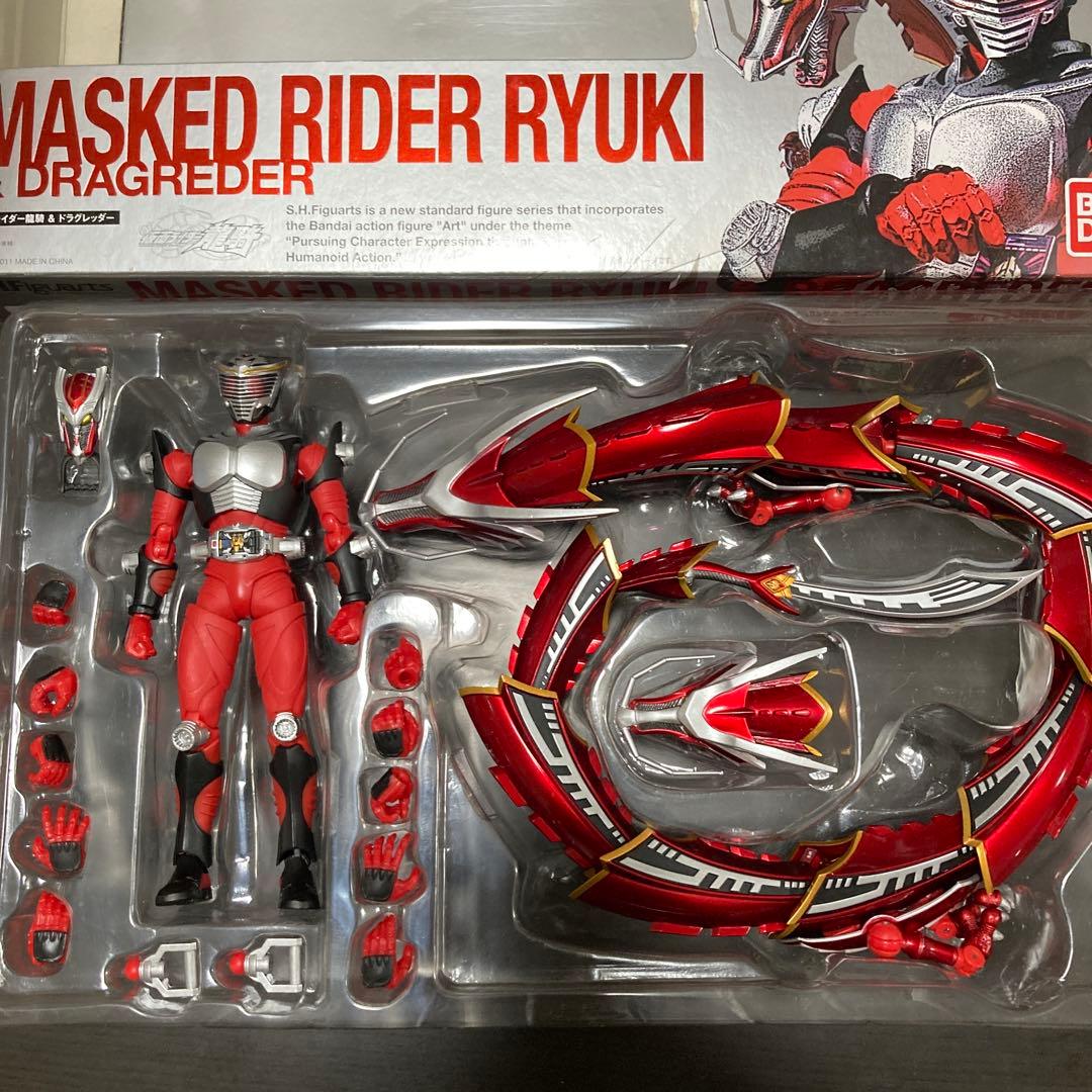 S.H.Figuarts 仮面ライダー龍騎&ドラグレッダー
