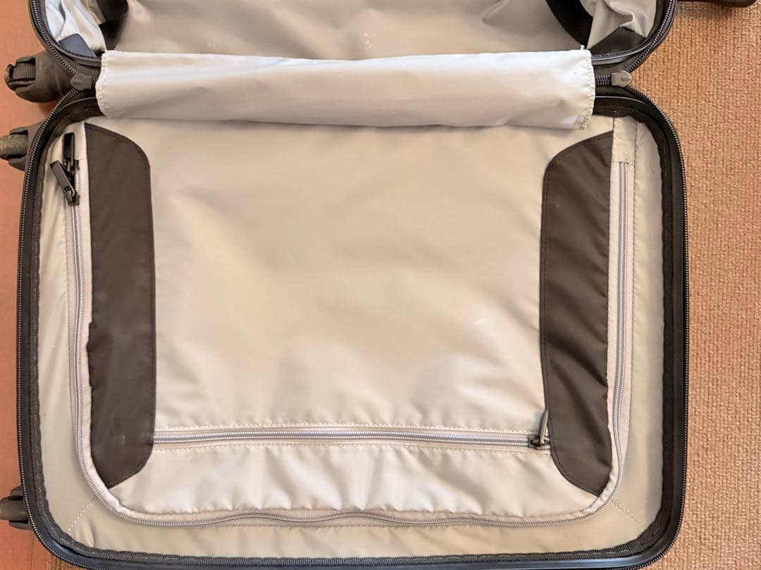 【ジャンク品】TUMI キャリーケース ブラック ポリカーボネート