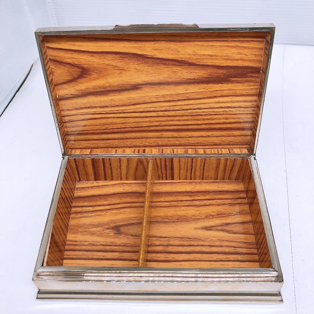 H*I様 象 刻印あり 小物入れ 金属製 工芸品 アンティーク 素材不明 中古品